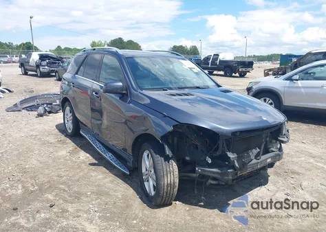 2015 Mercedes-Benz Ml 350 z USA, uszkodzony, nr VIN 4JGDA5JB7FA574881